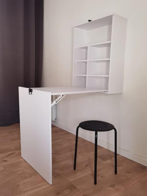 Maisonnette Entiere 2 Pieces, 30 Mn Roissy, 30 Mn *