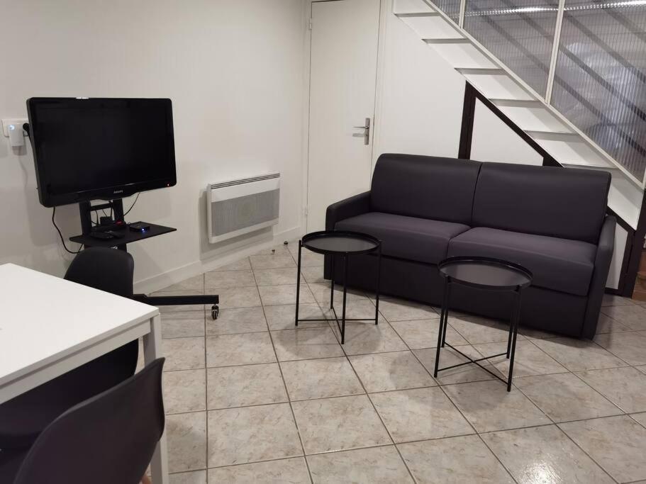 Maisonnette Entiere 2 Pieces, 30 Mn Roissy, 30 Mn *